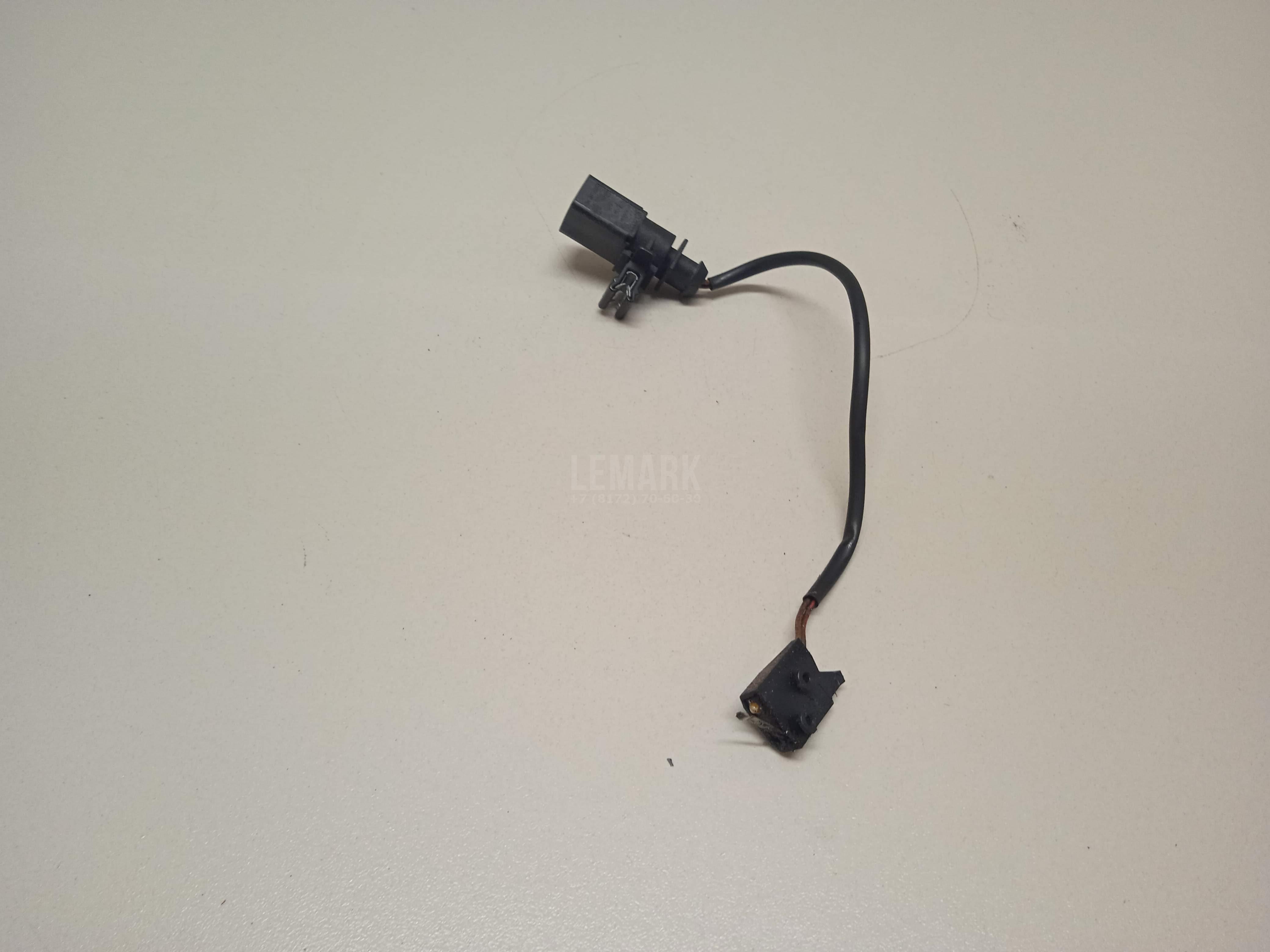 Выключатель концевой для  BMW 5-serie E60/E61 2003-2009