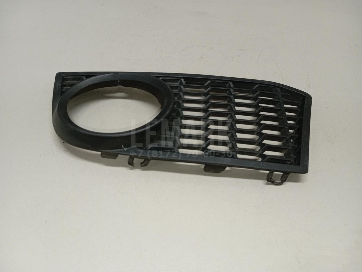 Решетка на противотуманную фару для  Audi A4 [B7] 2005-2007