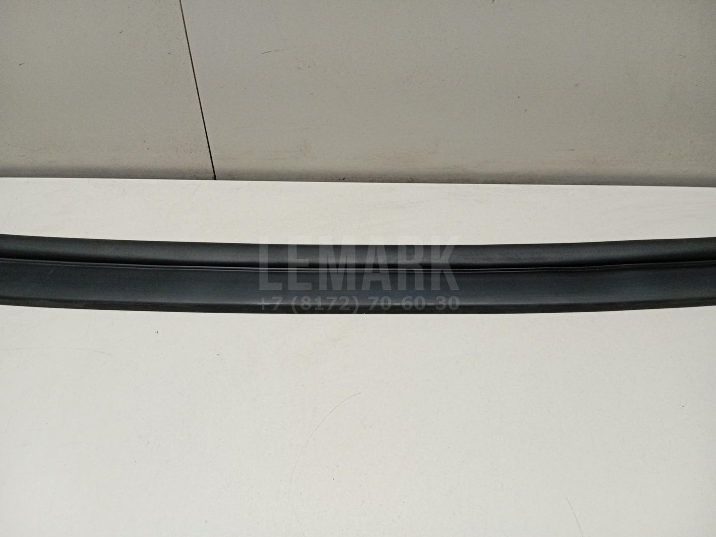 Уплотнитель капота для  Alfa Romeo Giulia (952) 2015