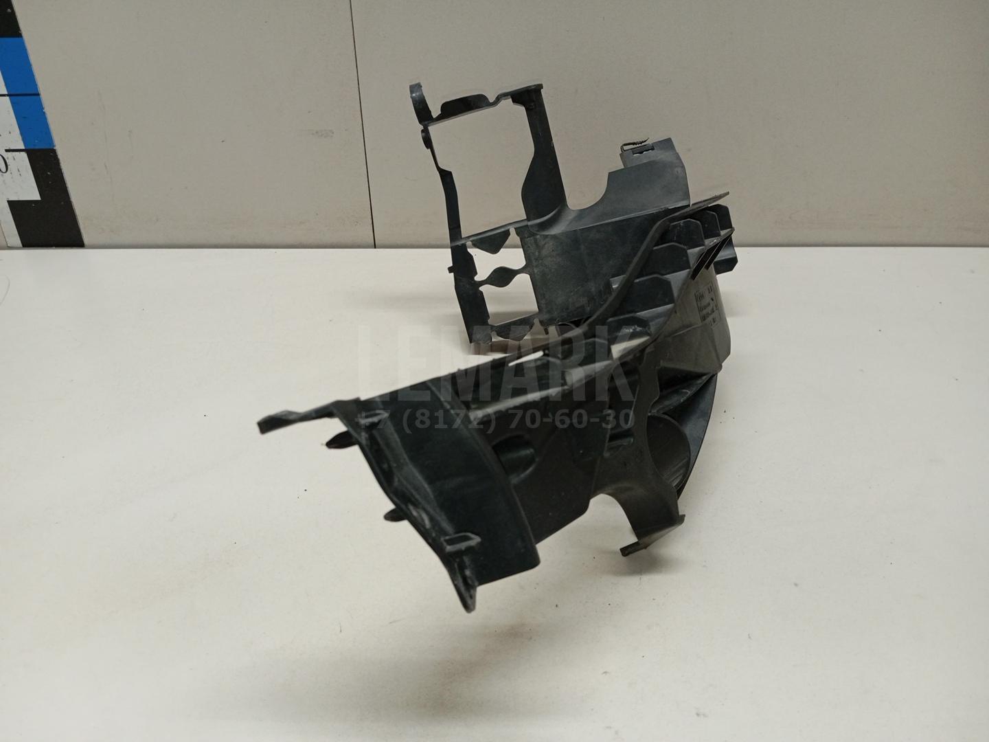 Кронштейн фар правый для  BMW X6 E71 2008-2014