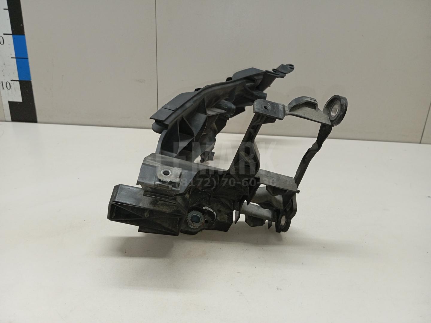 Кронштейн фар правый для  BMW X6 E71 2008-2014
