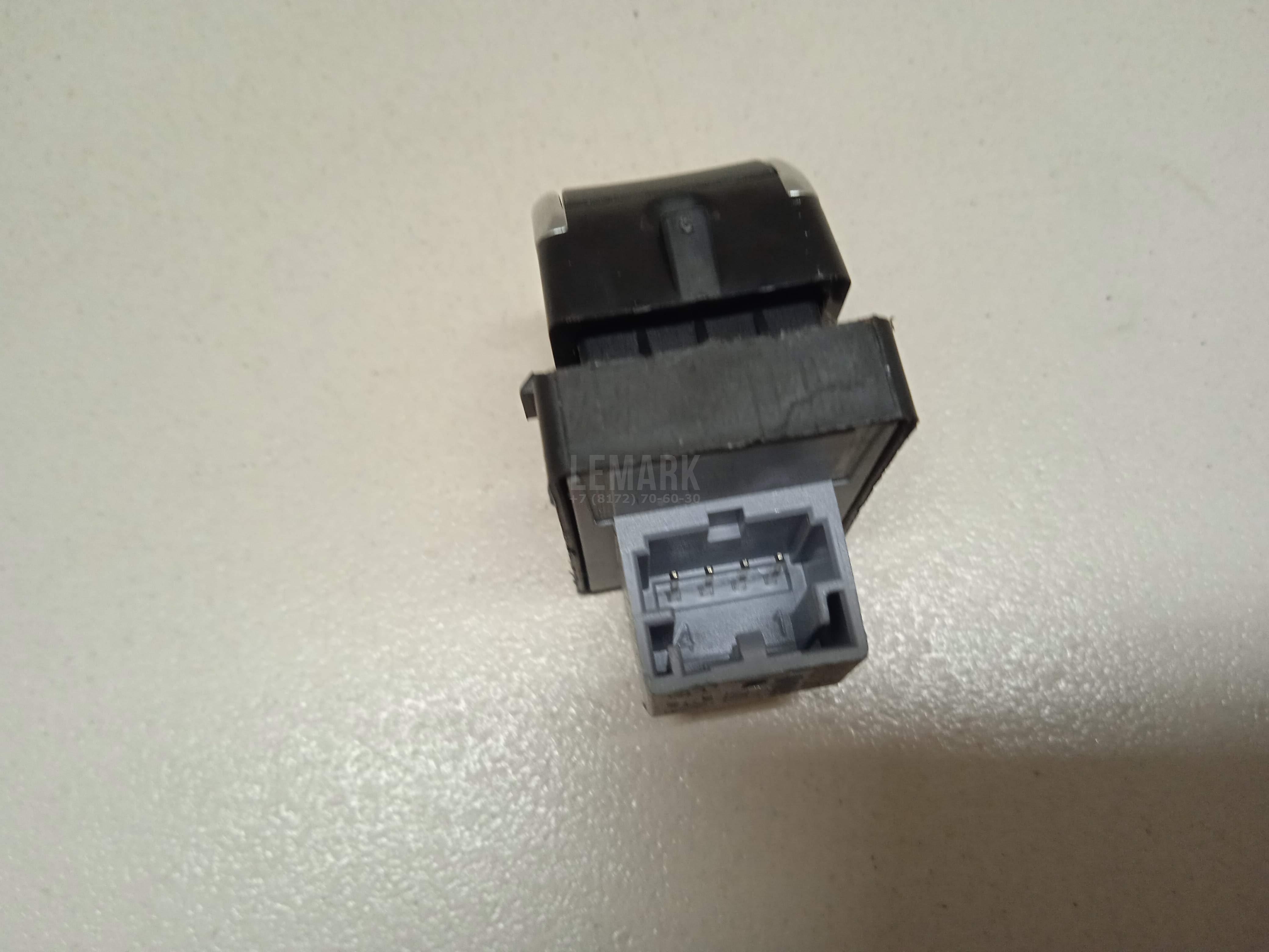 Кнопка стеклоподъемника для  BMW X5 E70 2007-2013