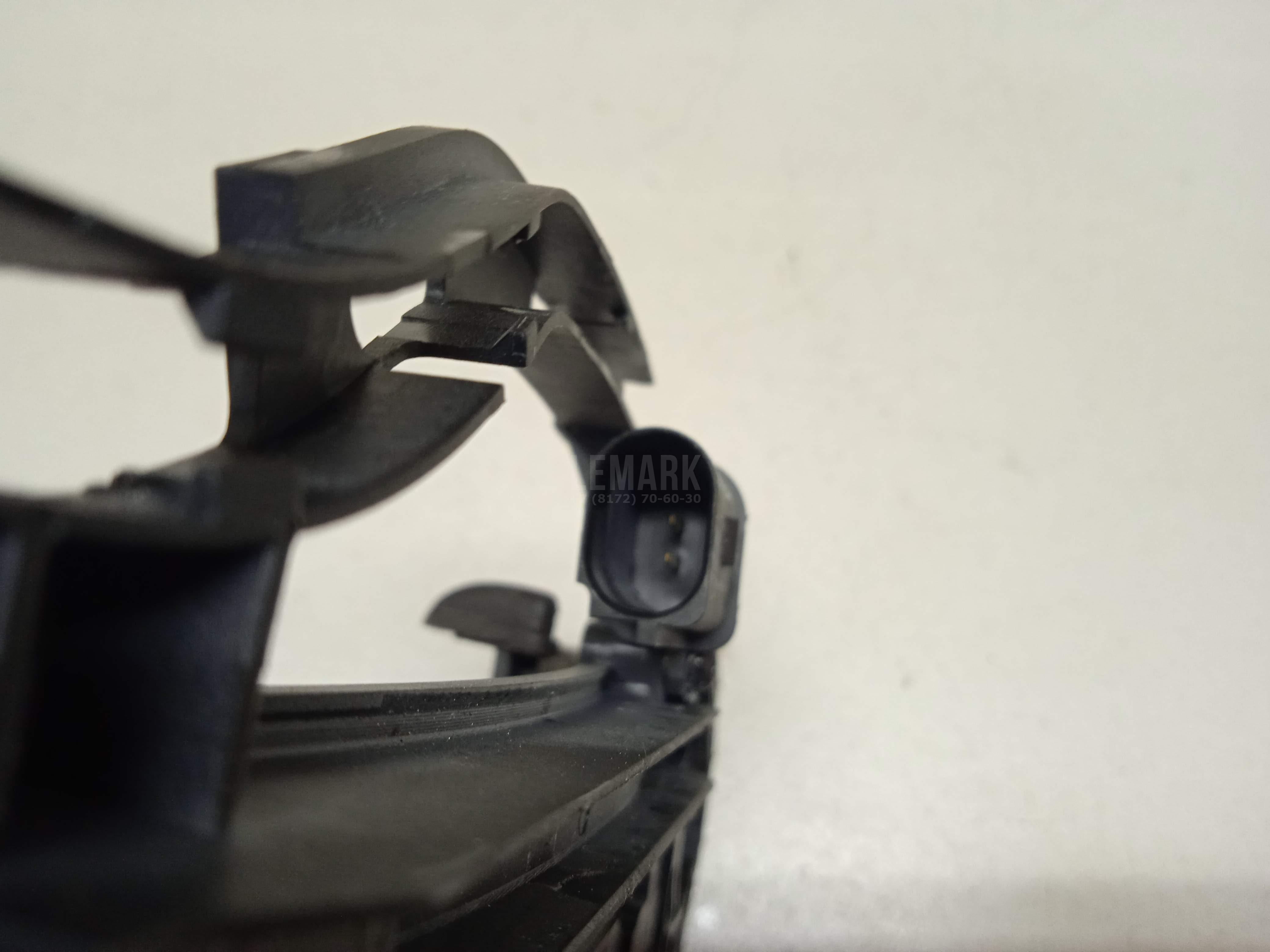Кронштейн ручки для  BMW X3 E83 2004-2010