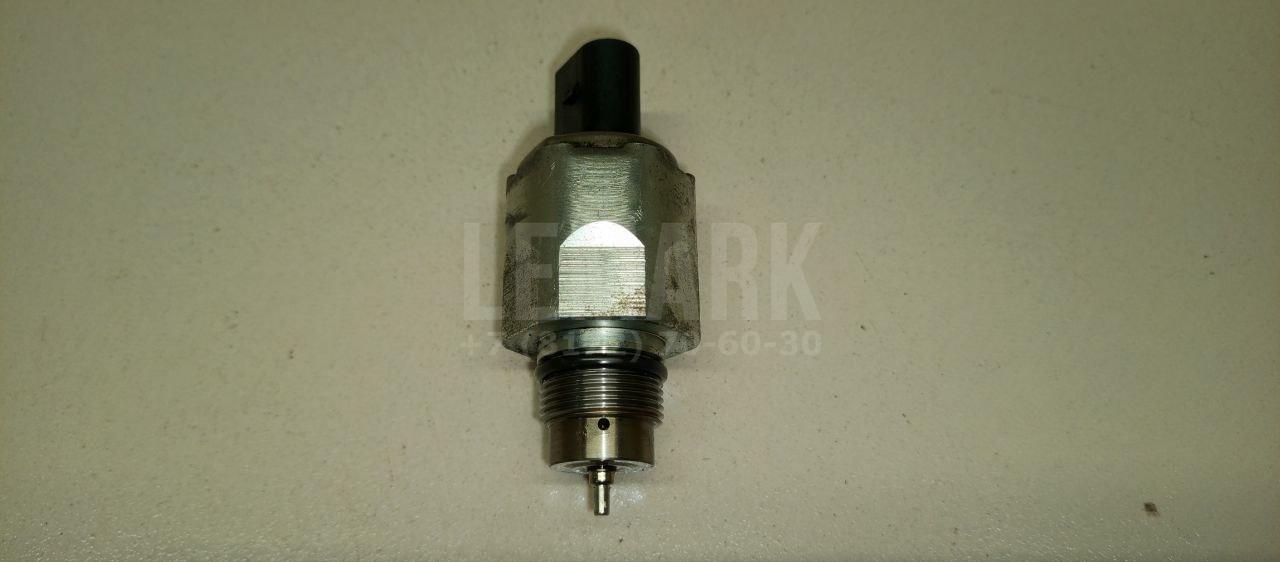 Регулятор давления топлива 03L130764C VAG