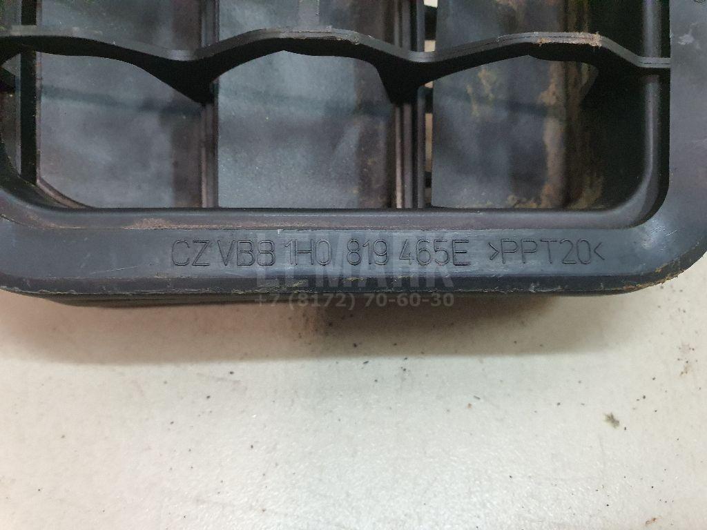 Решетка вентиляционная для  BMW 1-serie E82/E88 2007-2013