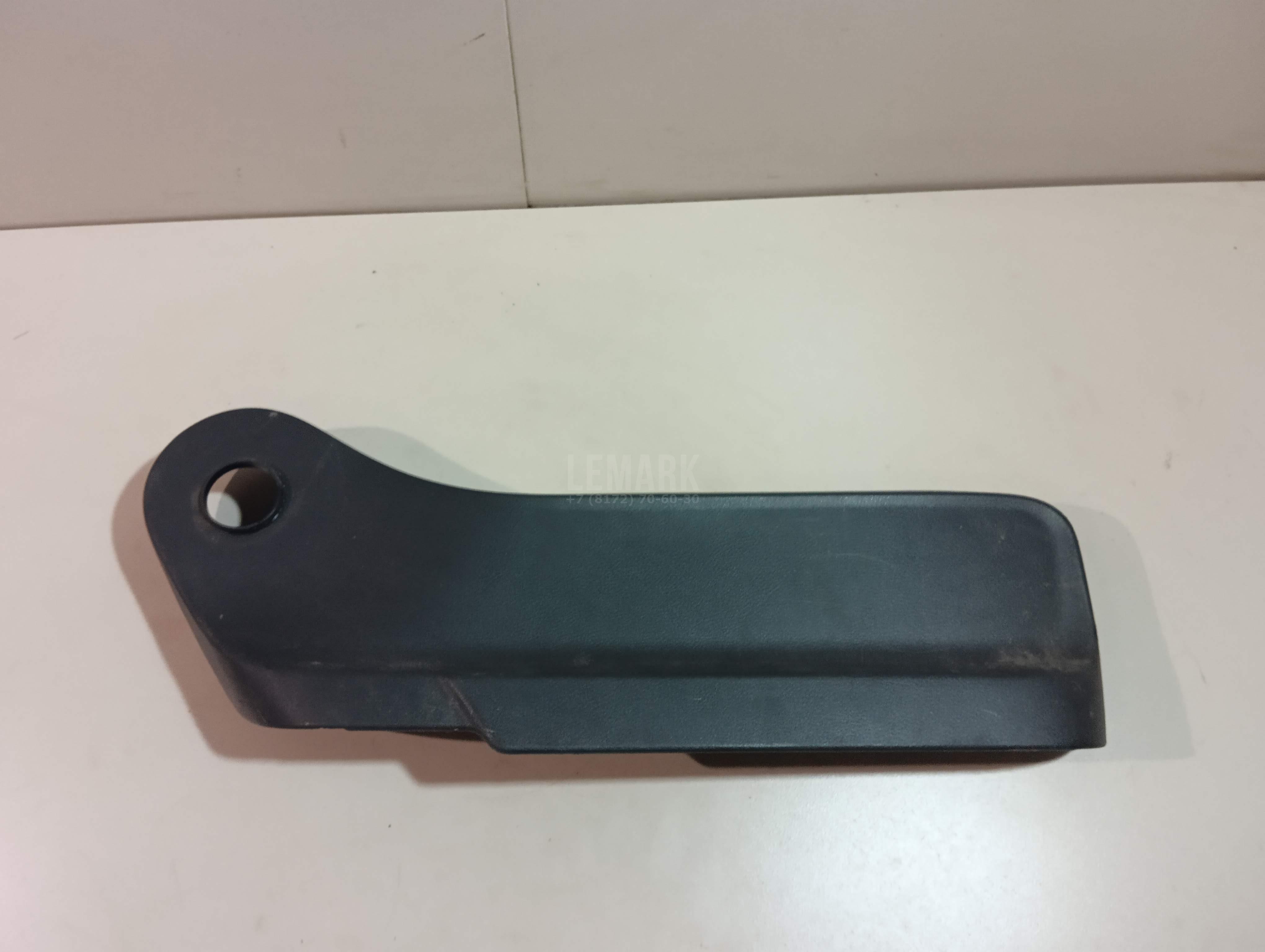 Накладка сиденья 6RU881318B82V VAG