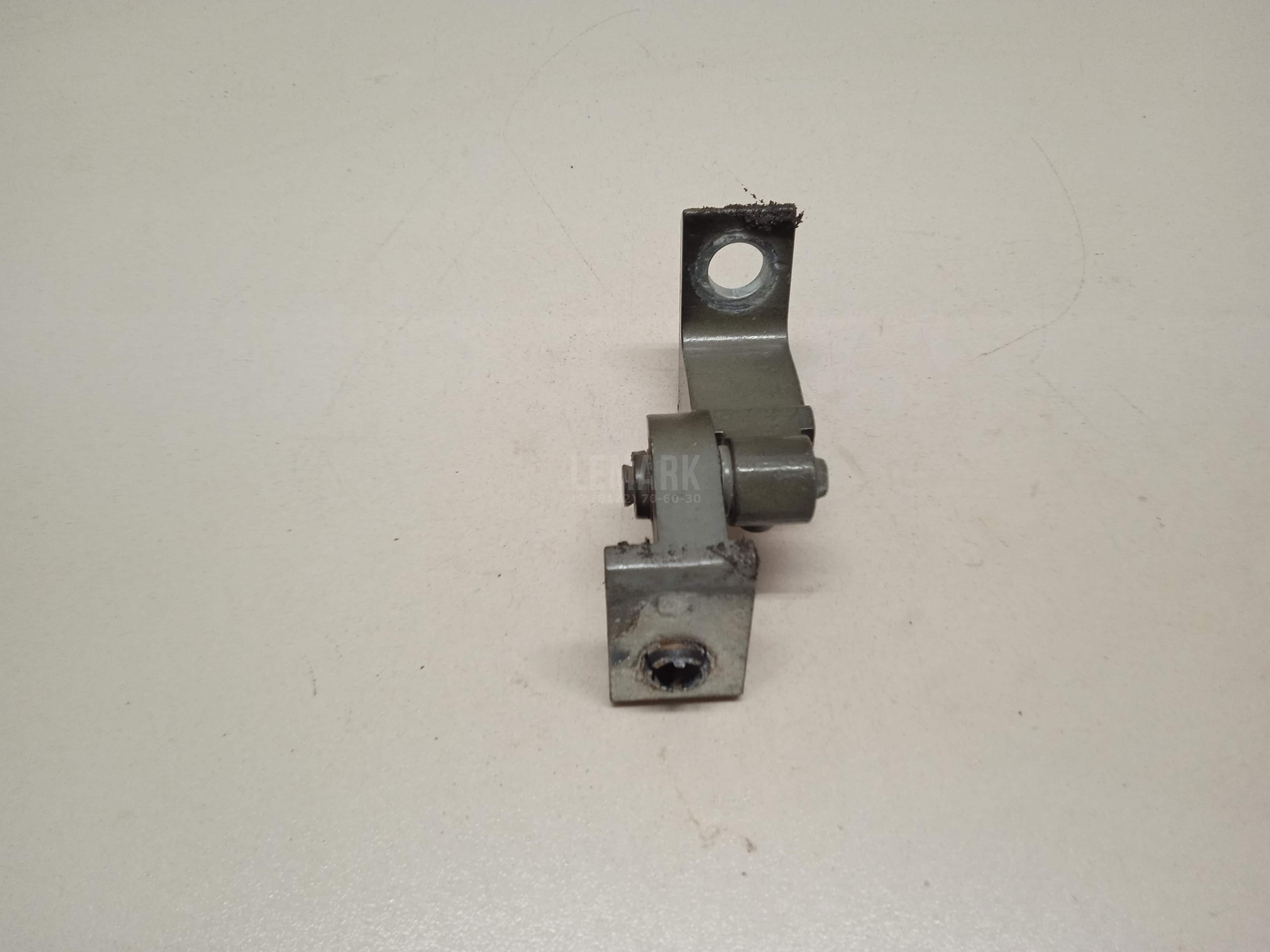 Петля двери для  Audi Q6 2022