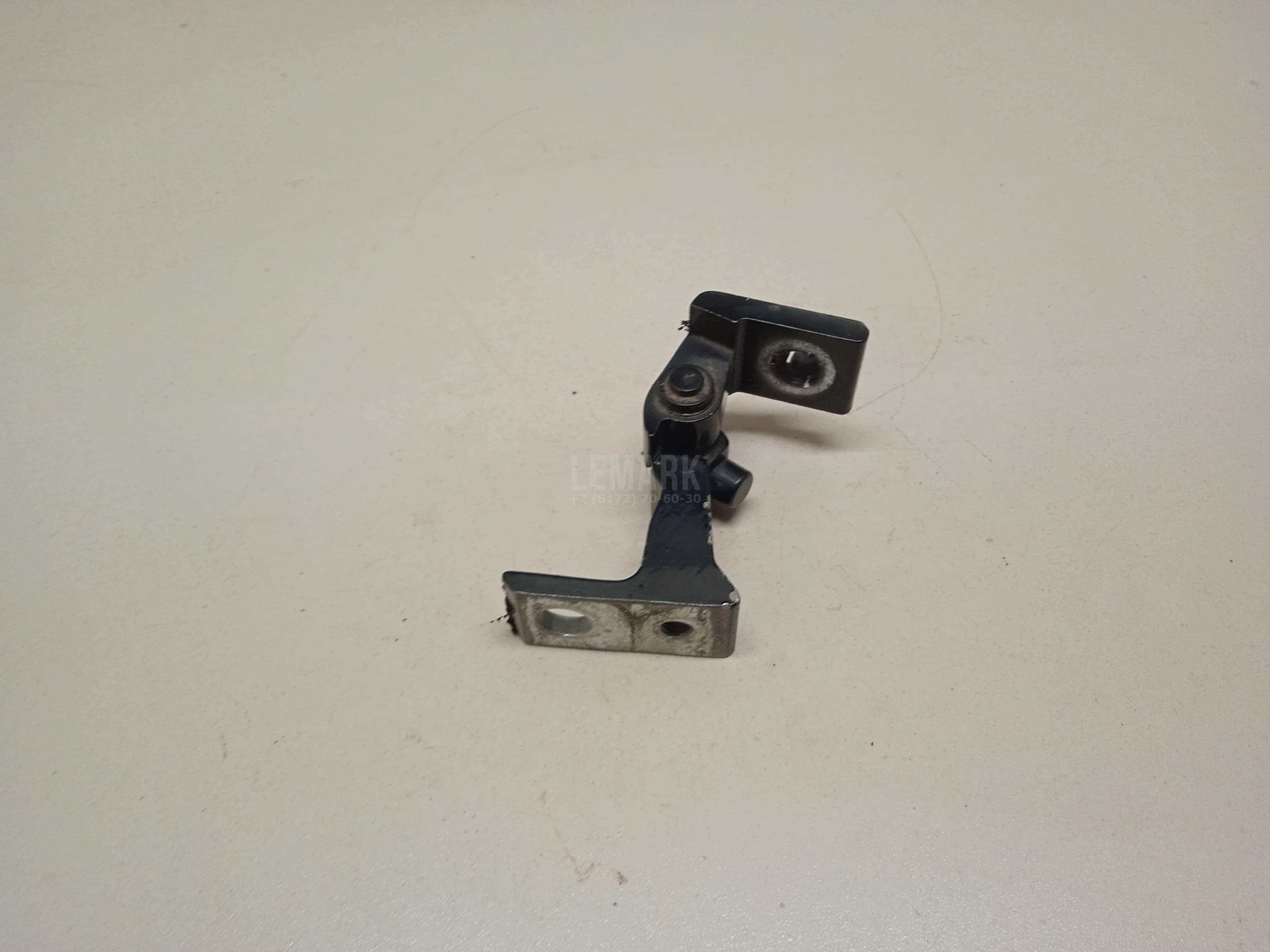 Петля двери для  Audi Q6 2022