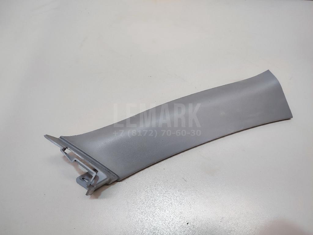 Обшивка двери багажника 817301H500ED Hyundai-Kia