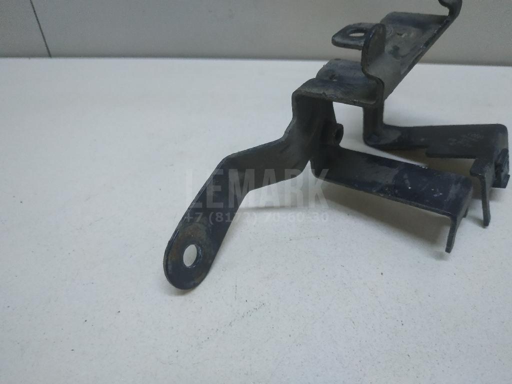 Кронштейн (сопут. товар) для  Audi 80/90 [B2] 0-1986