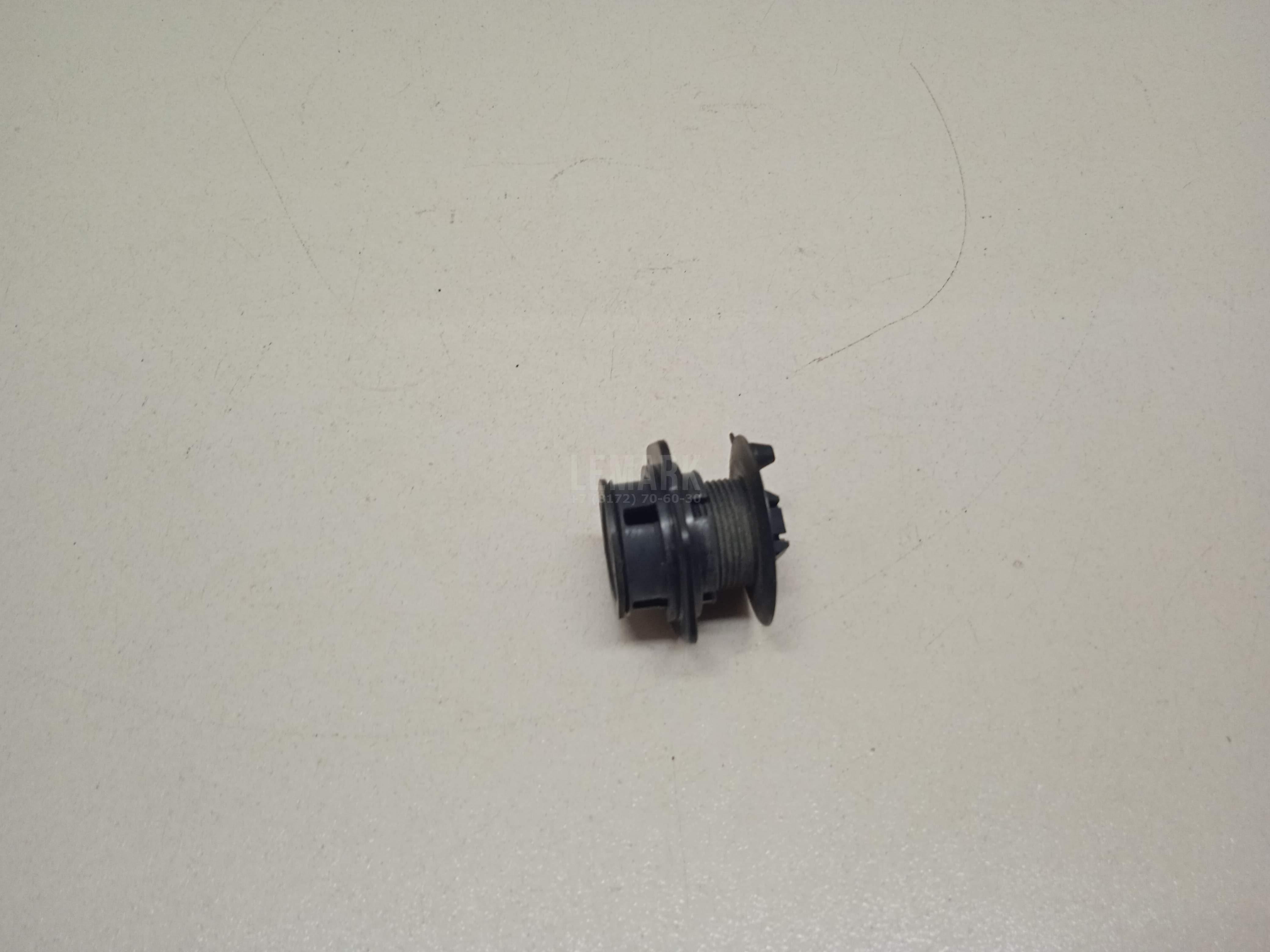 Отбойник капота для  BMW 5-serie G30/G31/F90 2017-2023
