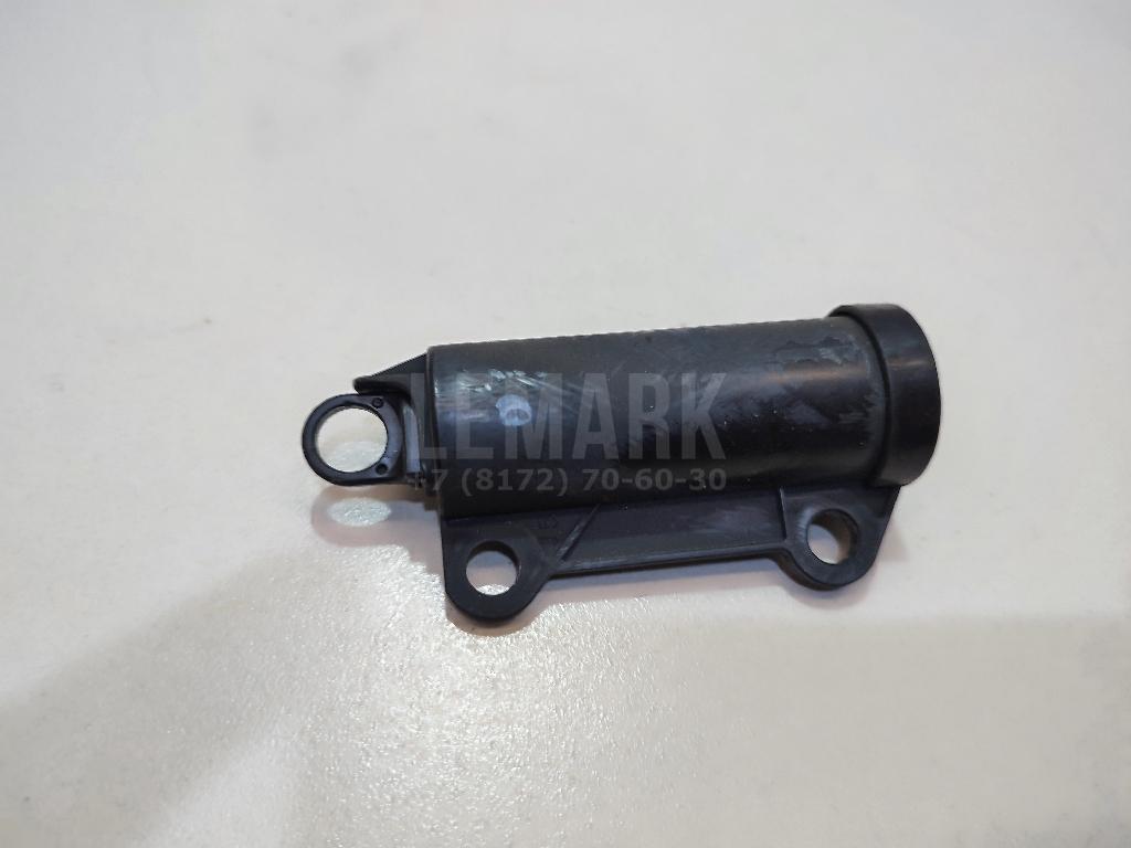 Демпфер бардачка 845483L000 Hyundai-Kia