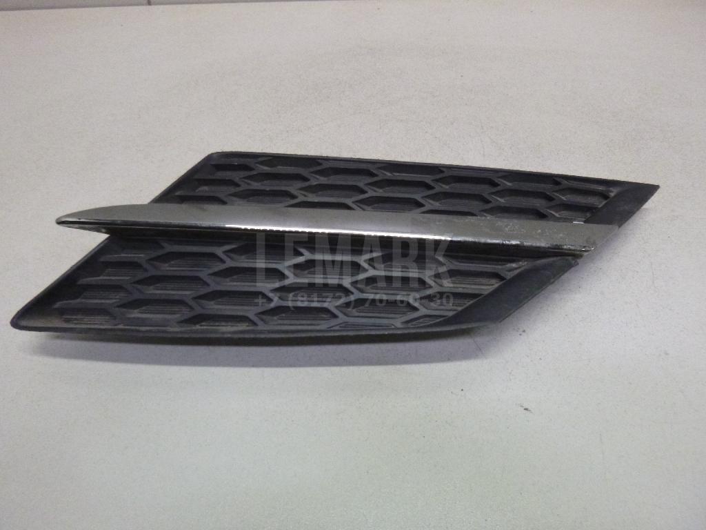 Решетка радиатора левая 5310642010 Toyota