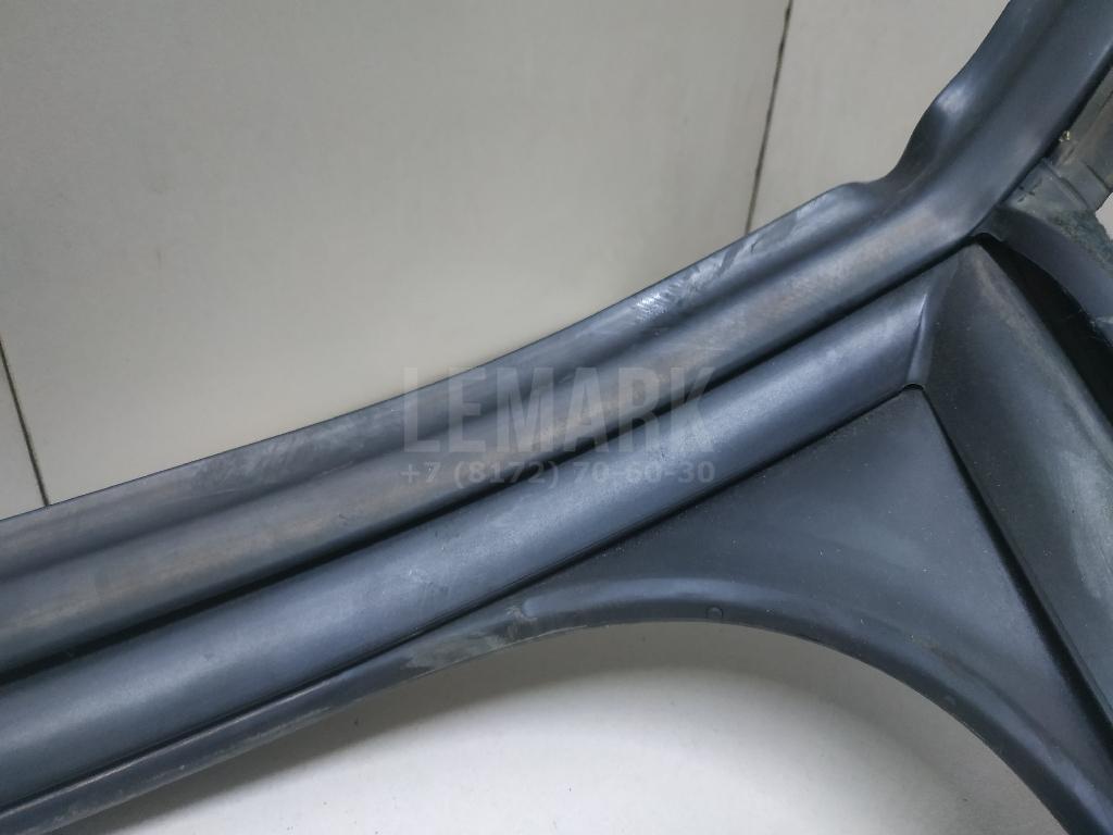 Уплотнитель стекла двери для  BMW 5-serie F10/F11 2009-2016