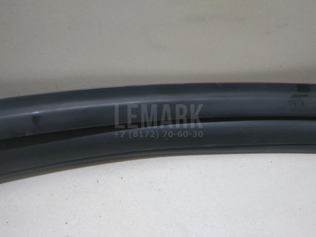 Уплотнитель стекла двери для  BMW 5-serie F10/F11 2009-2016