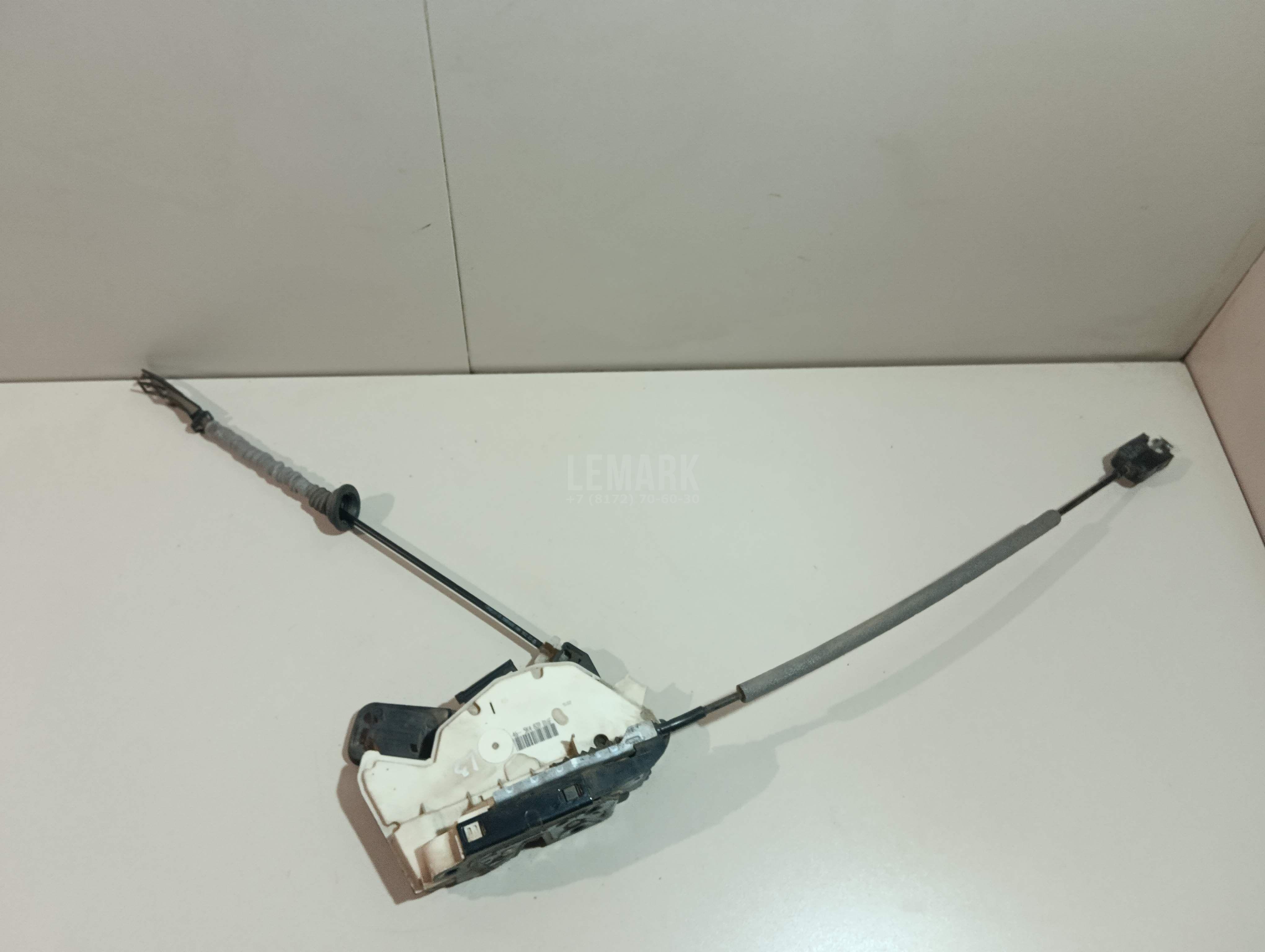 Замок двери задней правой 5K4839016R VAG