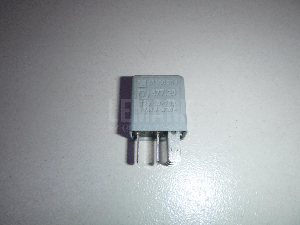 Реле 13100504 GM