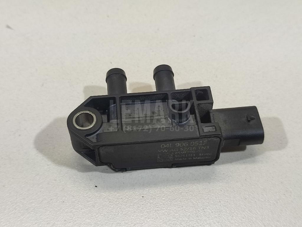 Датчик давления воздуха 04L906051F VAG