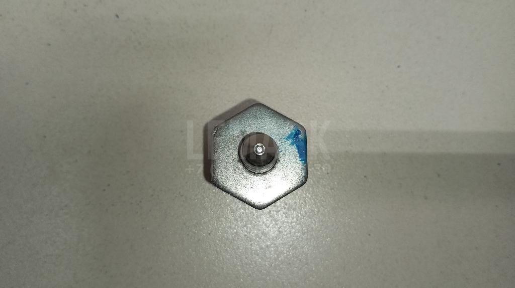 Датчик давления топлива 06L906054C VAG