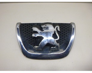 Эмблема для Peugeot 207 2006-2013 с разбора состояние отличное