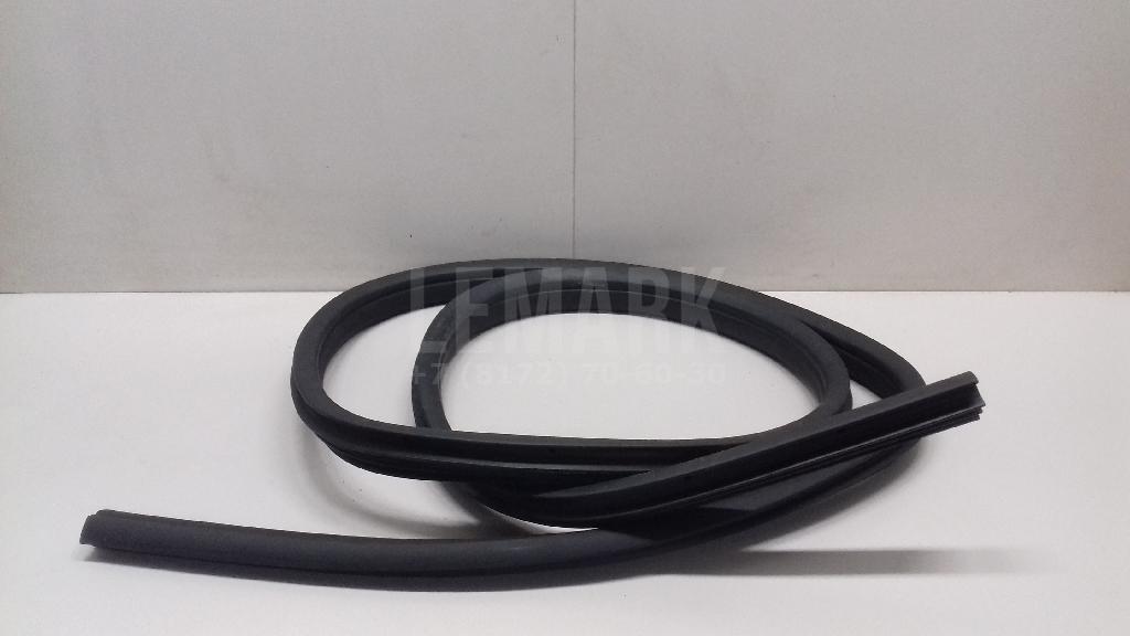 Уплотнитель двери 1750006 Ford