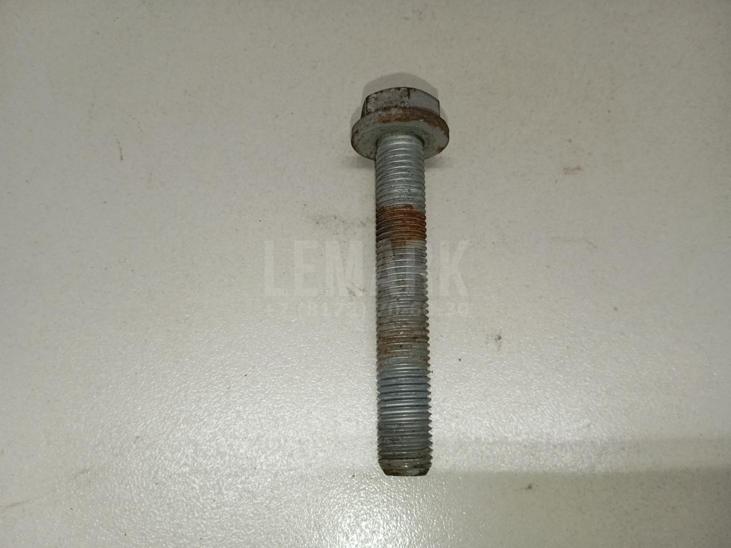 Болт переднего рычага N10421304 VAG