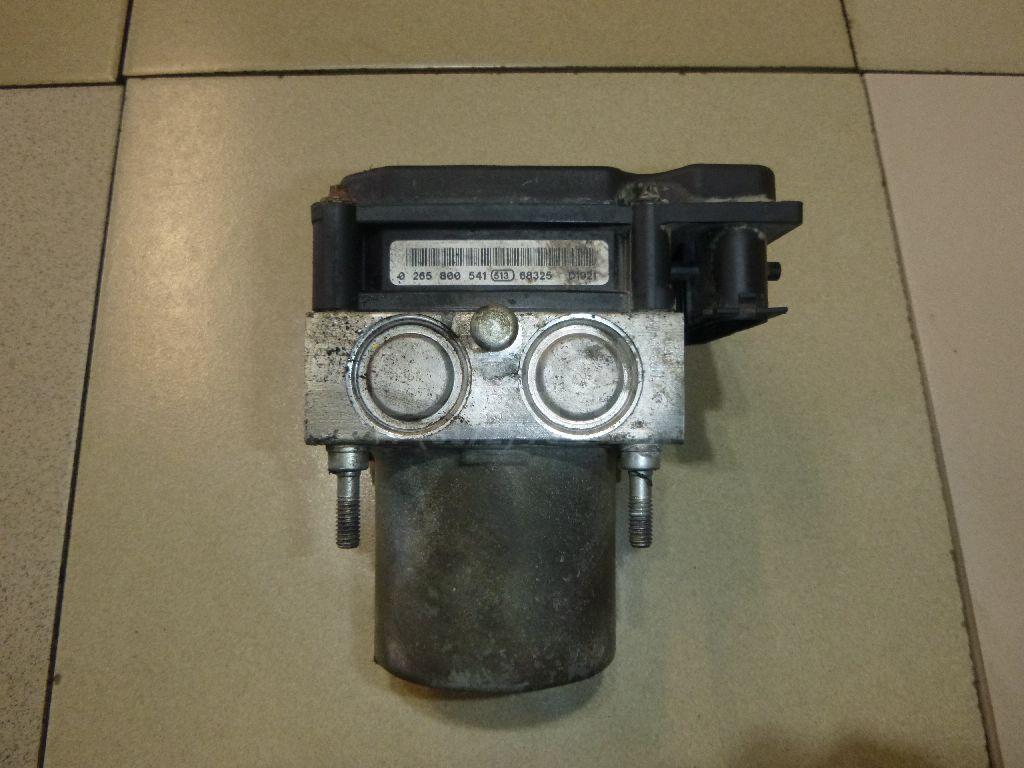 Блок ABS (насос) 589102B300 Hyundai-Kia