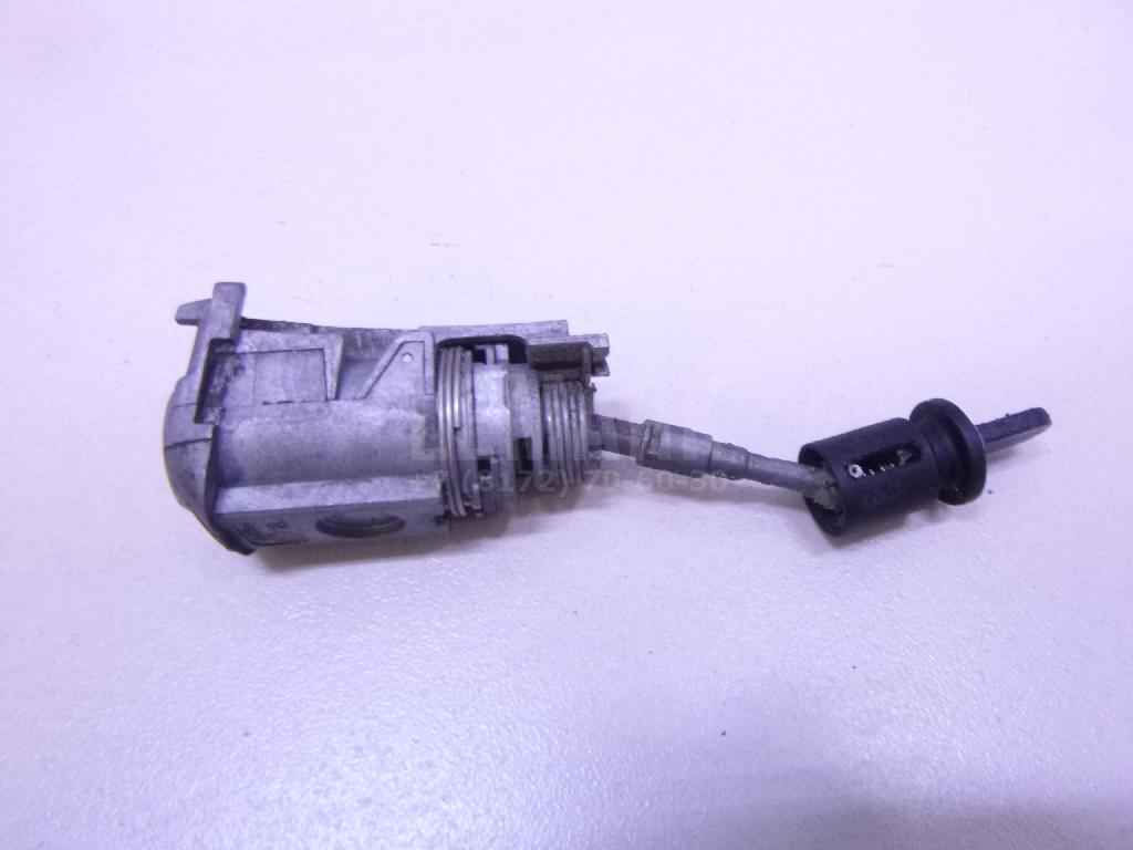 Вставка замка двери лев. для  BMW 4-serie F32/F33/F82 2012-2020