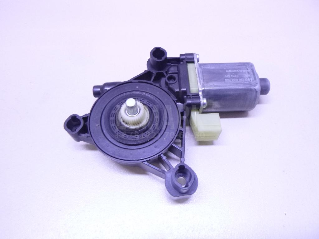 Моторчик стеклоподъемника 8W0959801 VAG