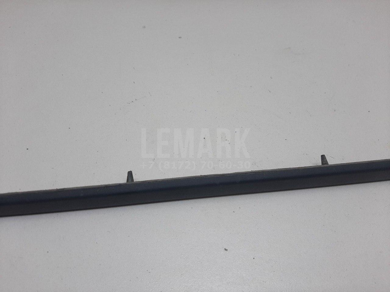 Молдинг задней левой двери для  BMW 5-serie E60/E61 2003-2009