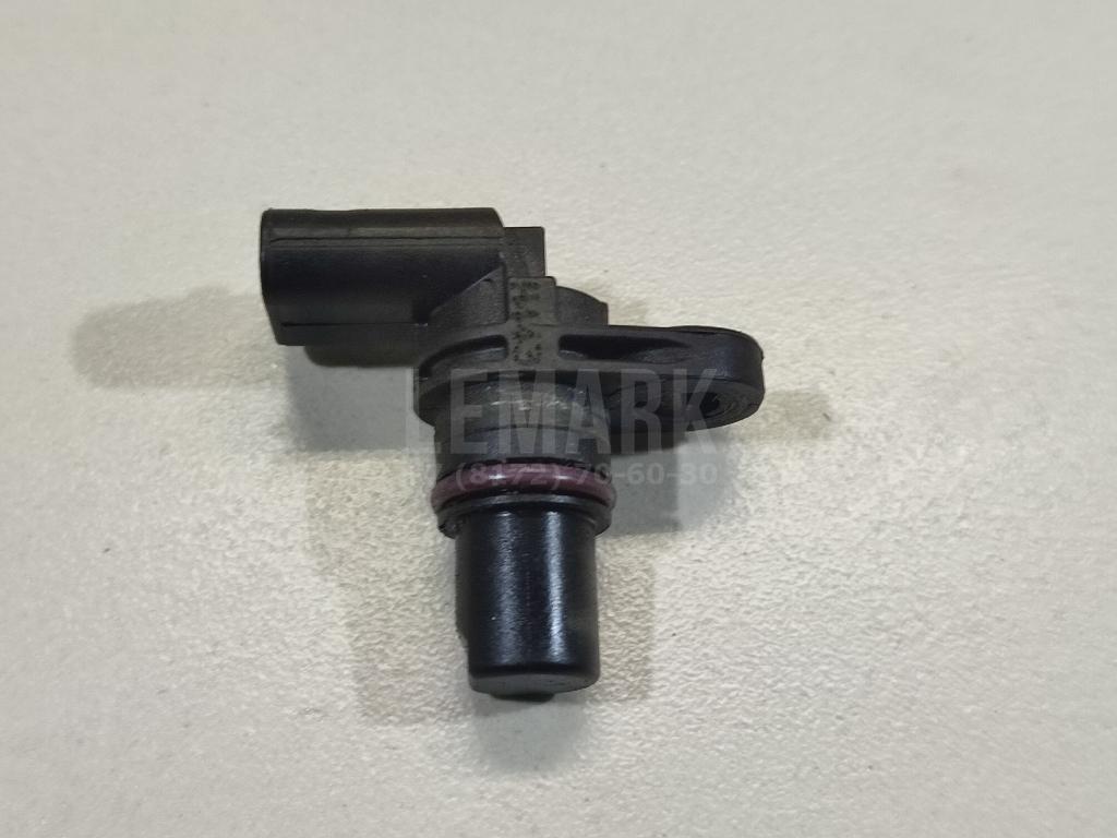 Датчик положения распредвала 04C907601 VAG