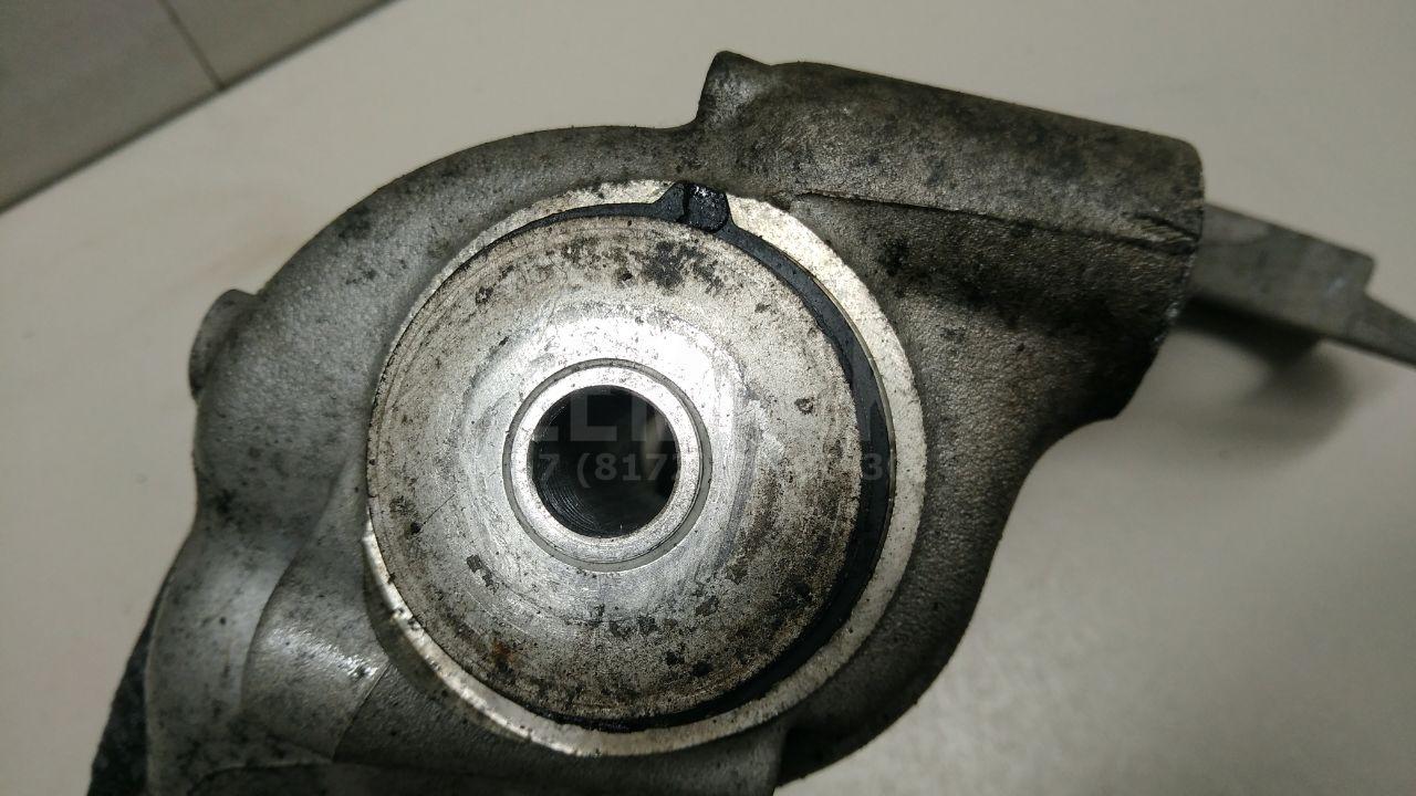 Кулак поворотный задний правый для  Audi 80/90 [B3] 1986-1991