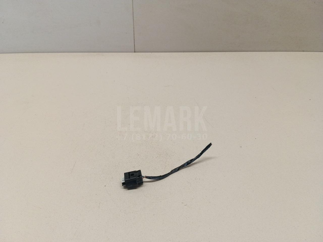 Разъем 61132359999 BMW