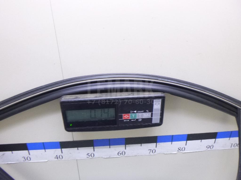 Уплотнитель стекла двери для  BMW X3 E83 2004-2010