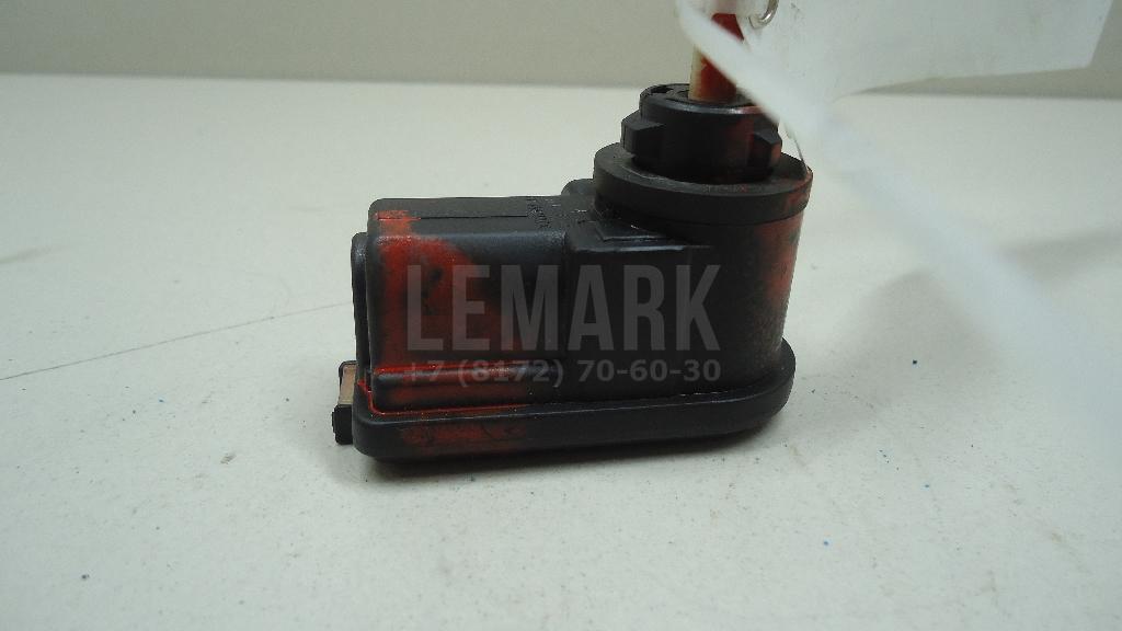 Моторчик корректора фары LR001551 Land Rover