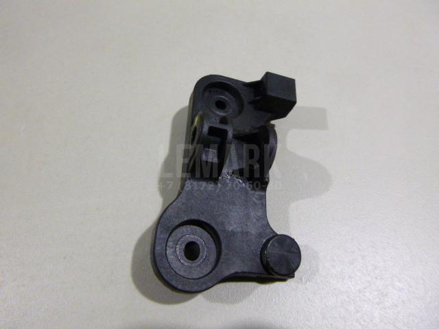 Кронштейн (сопут. товар) 327602H000 Hyundai-Kia