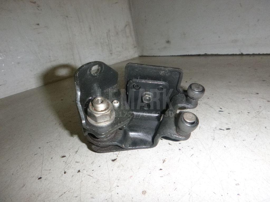 Кронштейн крепления двери для  Ford C-MAX 2003-2010