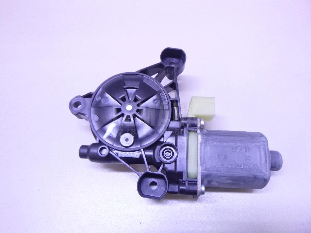 Моторчик стеклоподъемника 8W0959801 VAG