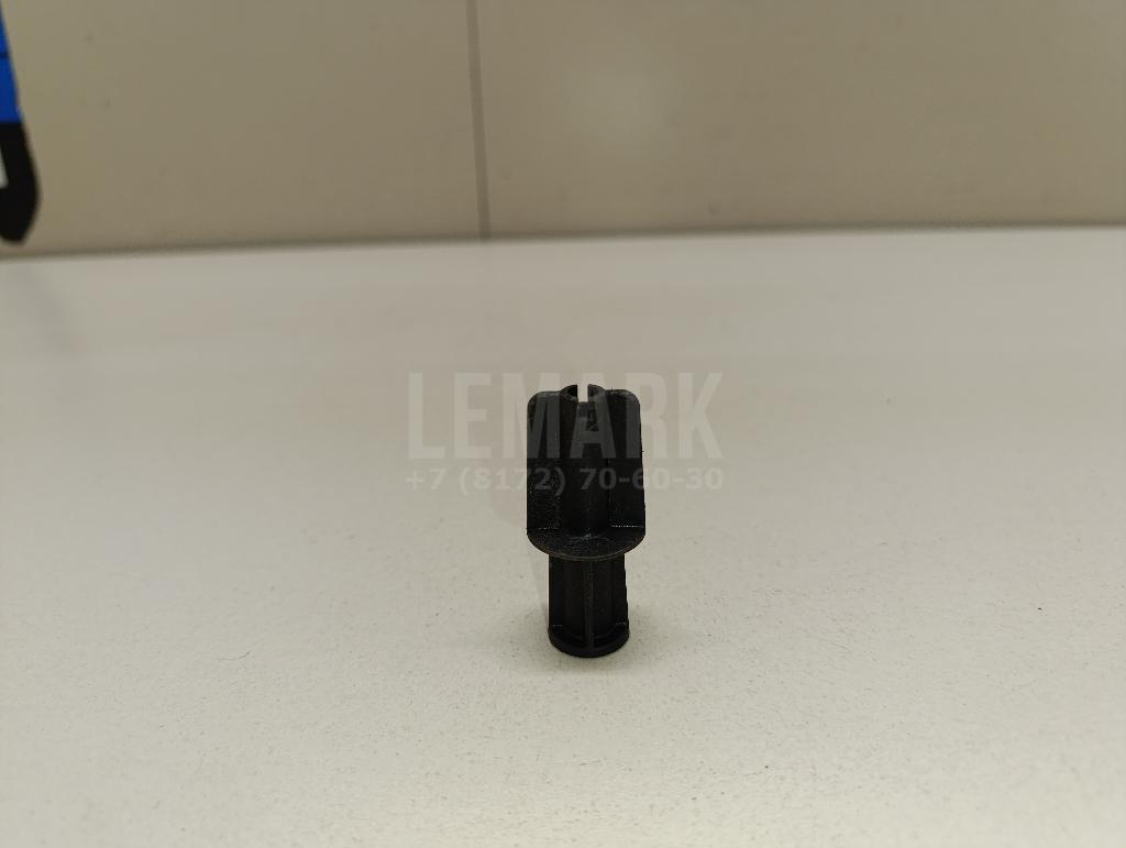 Крепеж 1231413 Ford