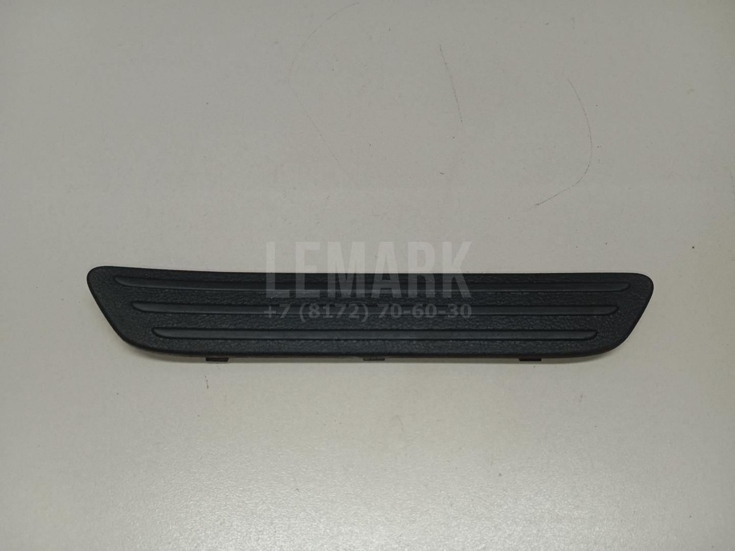 Накладка порога (внутренняя) 7P085379382V VAG