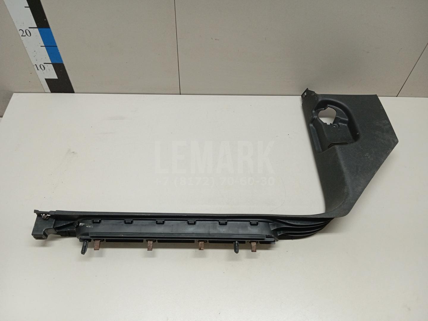 Накладка порога (внутренняя) 7P086871382V VAG