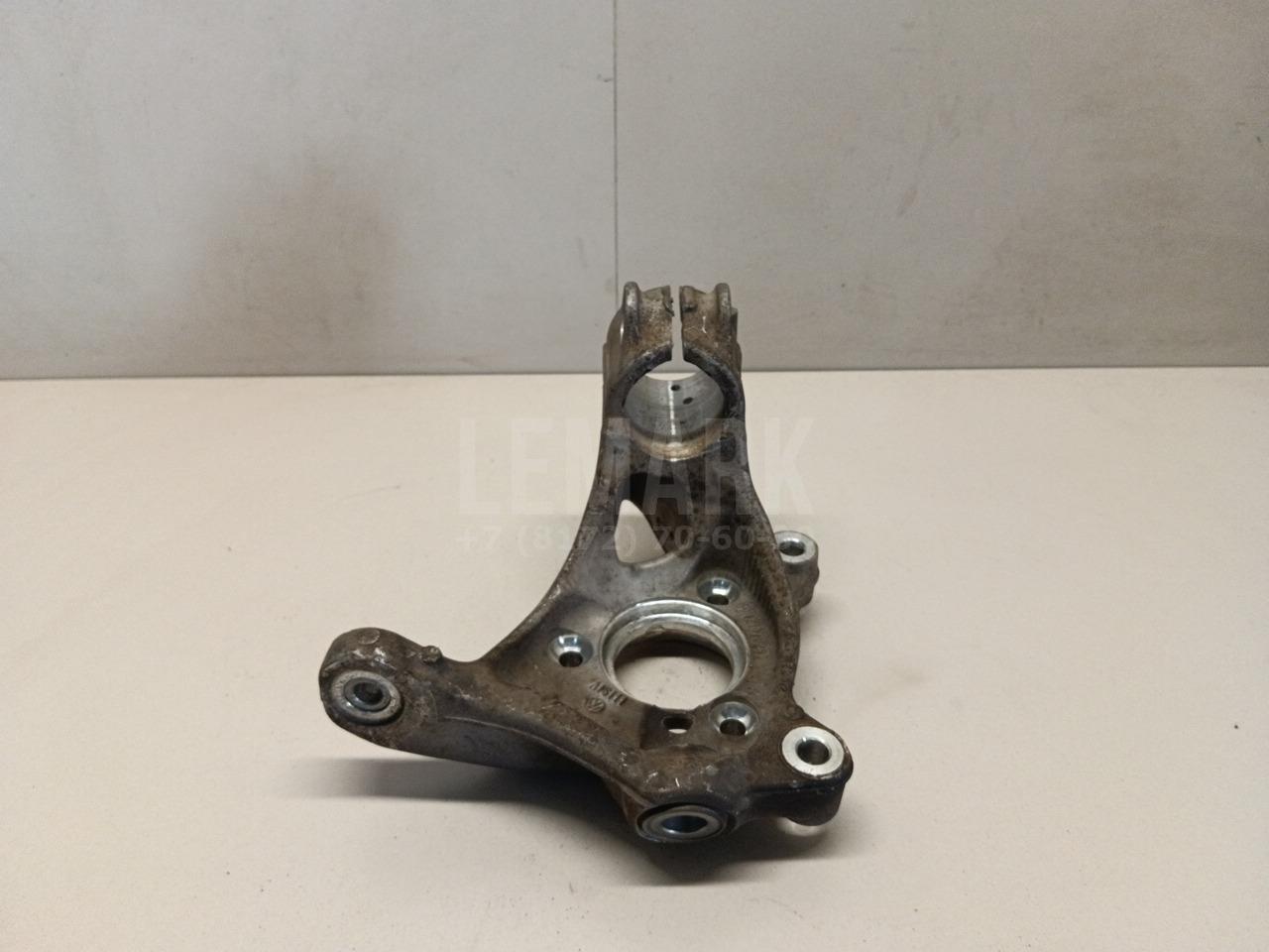 Кулак поворотный передний левый 5QM407253 VAG