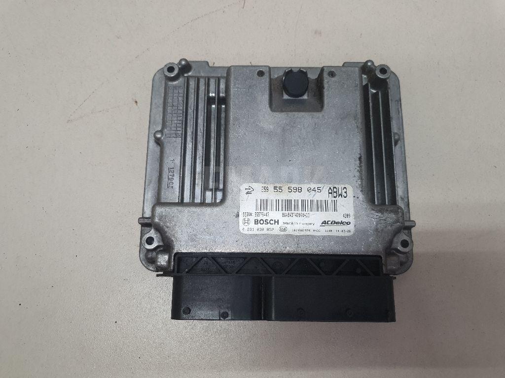 Блок управления двигателем 55579447 GM