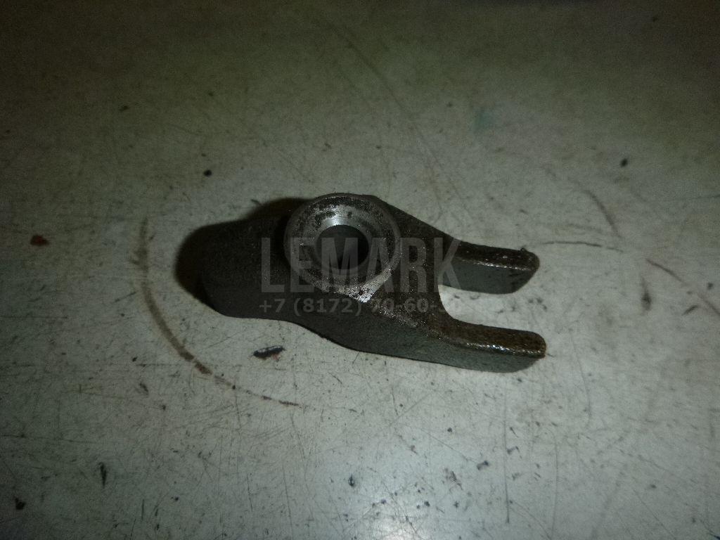 Кронштейн форсунки 338142F000 Hyundai-Kia