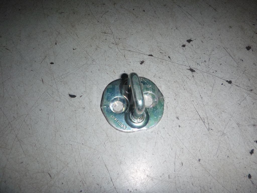 Ответная часть замка двери 813501D000 Hyundai-Kia