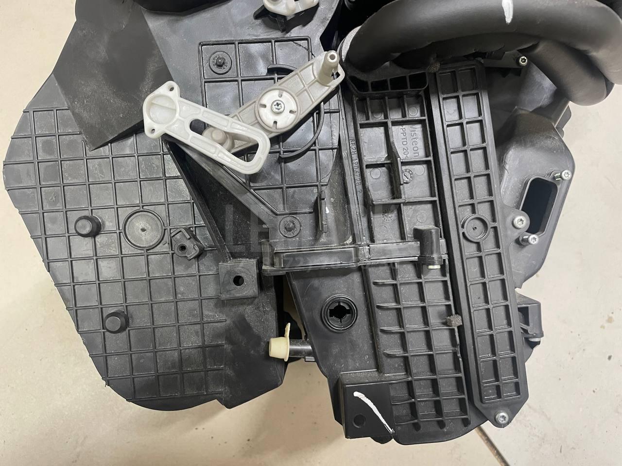 Корпус отопителя для  Ford EcoSport 2012-2023