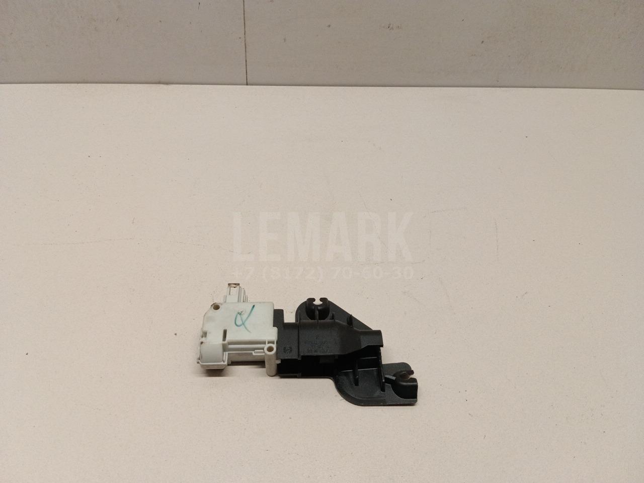 Замок бардачка 3B0959782A VAG