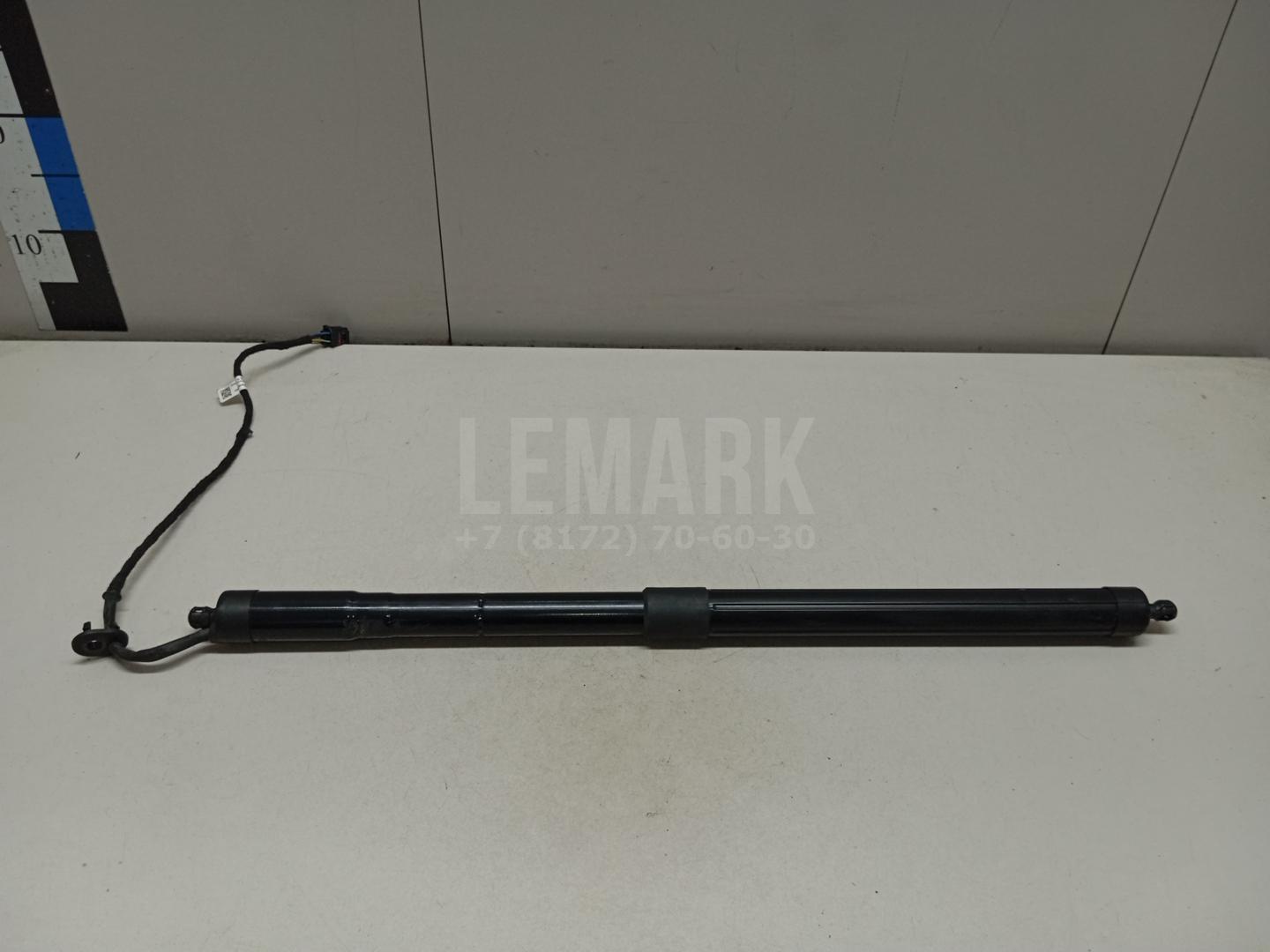 Амортизатор двери багажника 7P6827851DIIT VAG