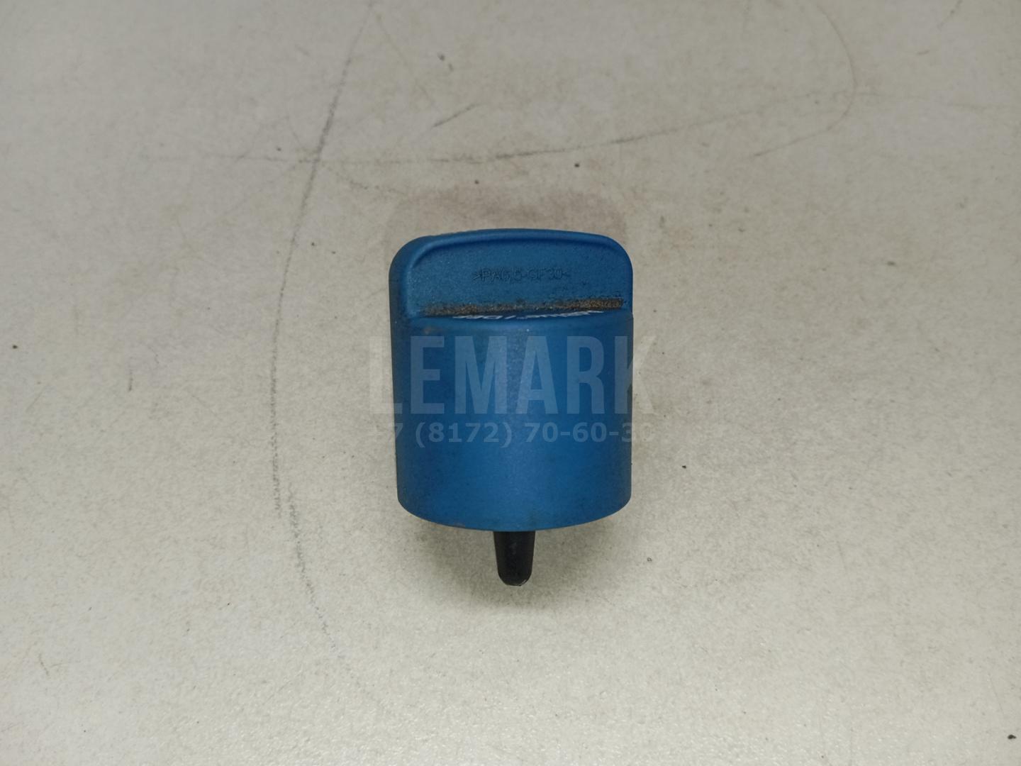 Крышка бака для AdBlue 5Q0131980B VAG