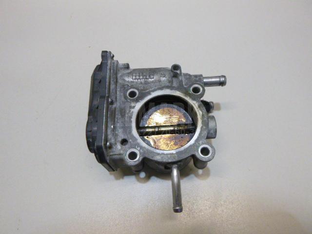 Заслонка дроссельная электрическая 351002B300 Hyundai-Kia